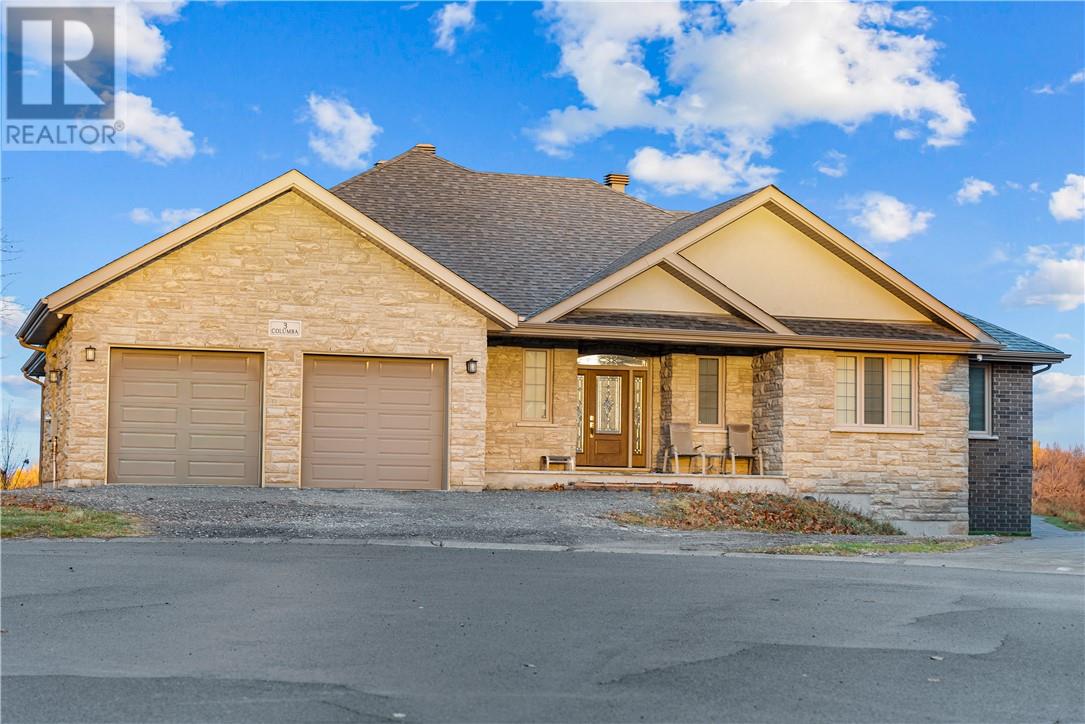 3 Columba Terrace, Sudbury, Ontario  P3E 0B3 - Photo 1 - 2126822