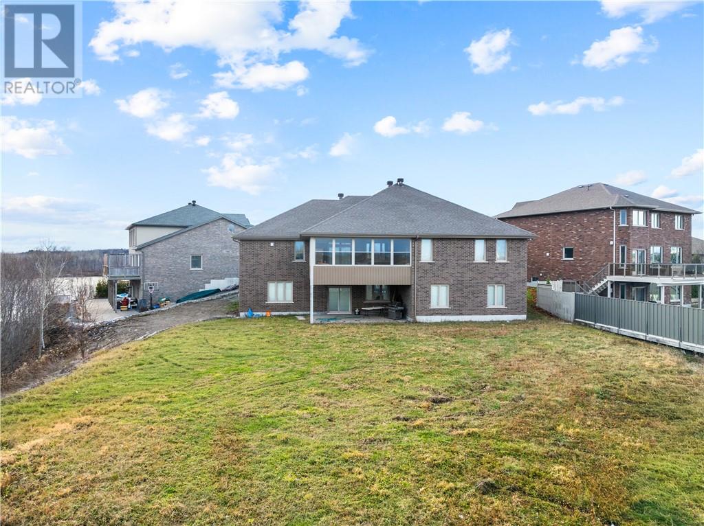 3 Columba Terrace, Sudbury, Ontario  P3E 0B3 - Photo 3 - 2126822