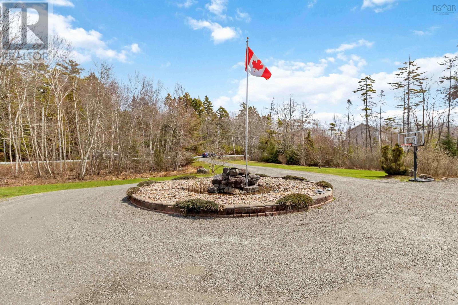 1 Hudson Drive, Windsor Junction, Nova Scotia  B2T 1A4 - Photo 3 - 202608318