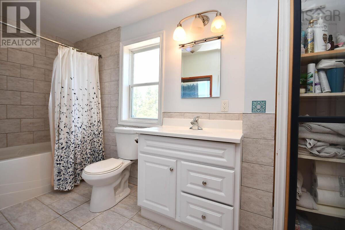 4677 Highway 215, Noel, Nova Scotia  B0N 2C0 - Photo 19 - 202608321