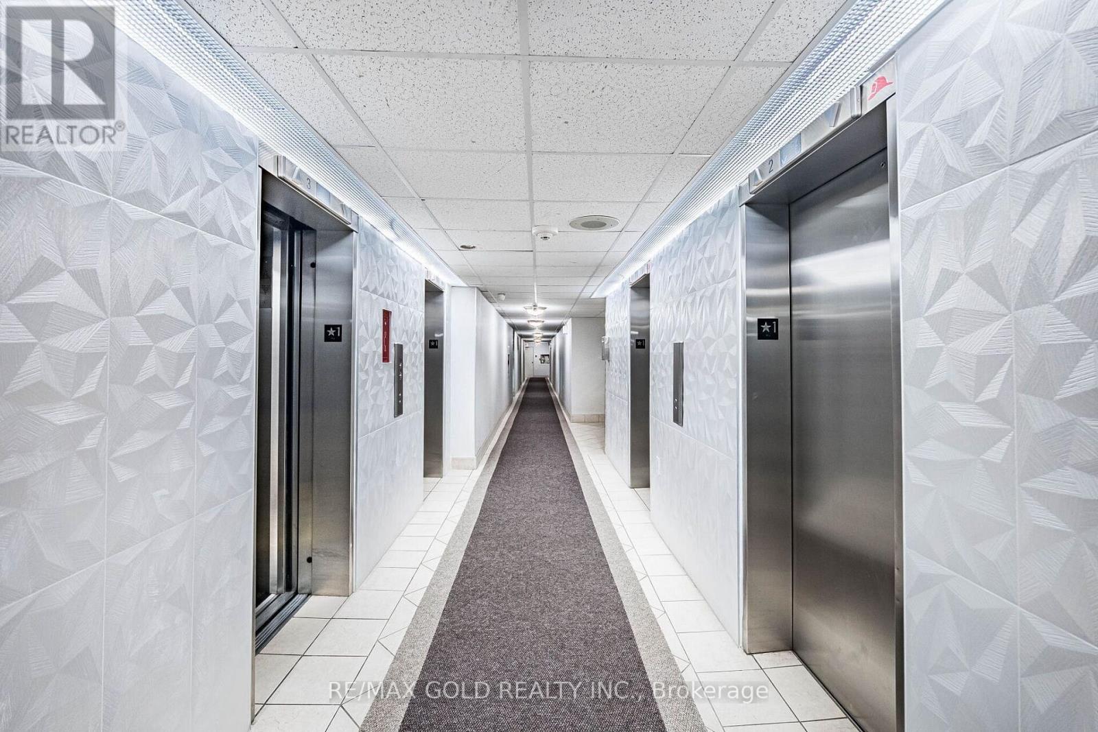 404 - 18 Knightsbridge Road, Brampton, Ontario  L6T 3X5 - Photo 7 - W13030614