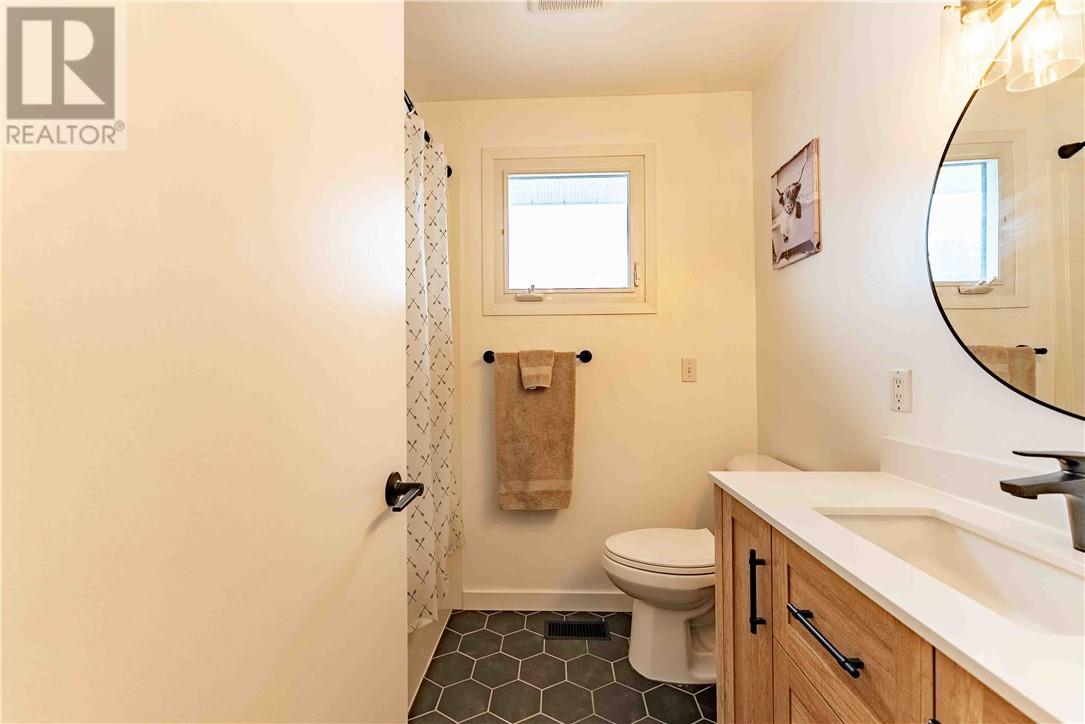 195 Rayside Avenue, Azilda, Ontario  P0M 1B0 - Photo 19 - 2127149