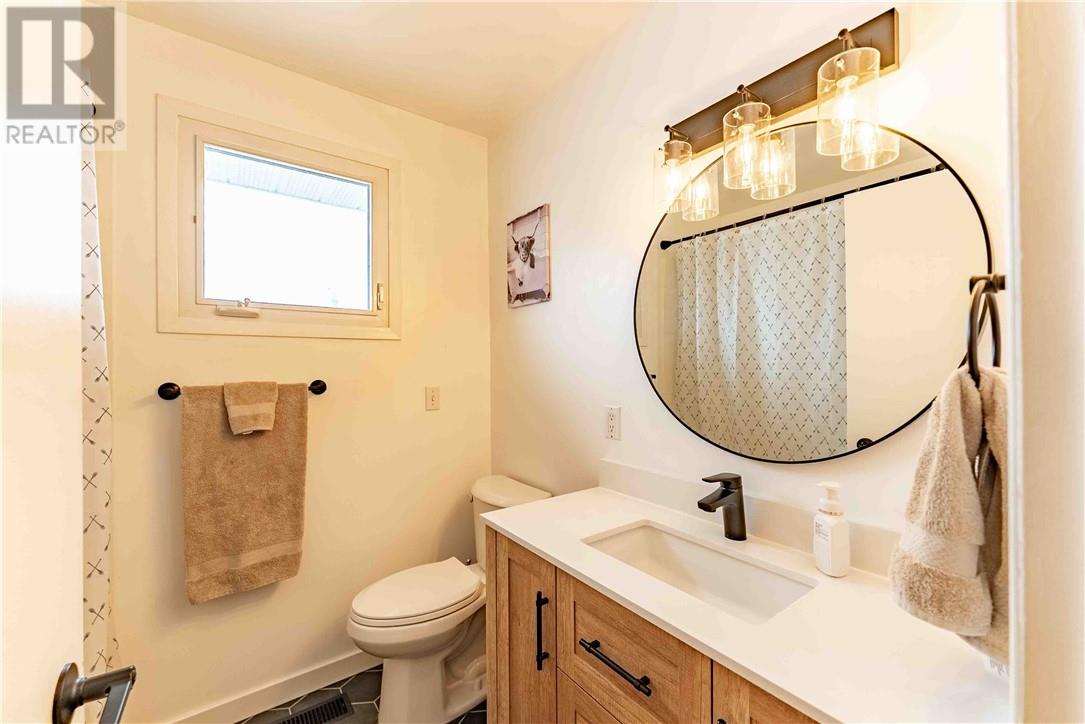 195 Rayside Avenue, Azilda, Ontario  P0M 1B0 - Photo 20 - 2127149