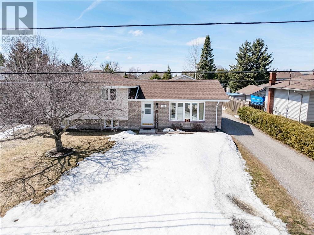 195 Rayside Avenue, Azilda, Ontario  P0M 1B0 - Photo 3 - 2127149