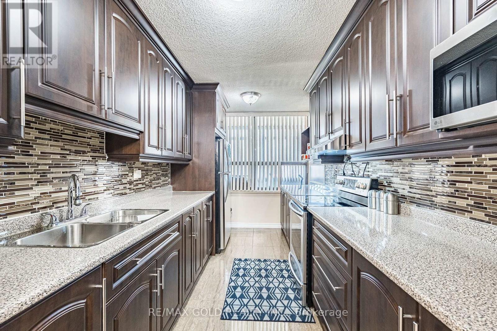 404 - 18 Knightsbridge Road, Brampton, Ontario  L6T 3X5 - Photo 21 - W13030614