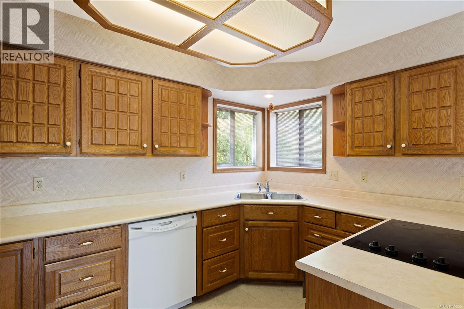 1753 Mayneview Terr, North Saanich, British Columbia  V8L 4L5 - Photo 15 - 1032829