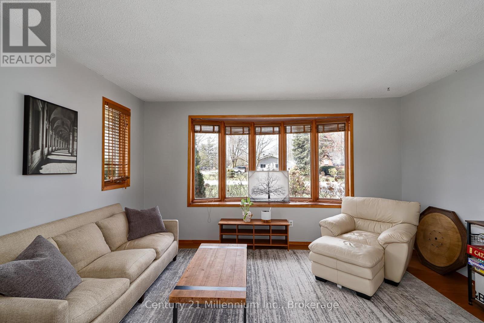 213 Jane Street, Clearview, Ontario  L0M 1S0 - Photo 11 - S12877204