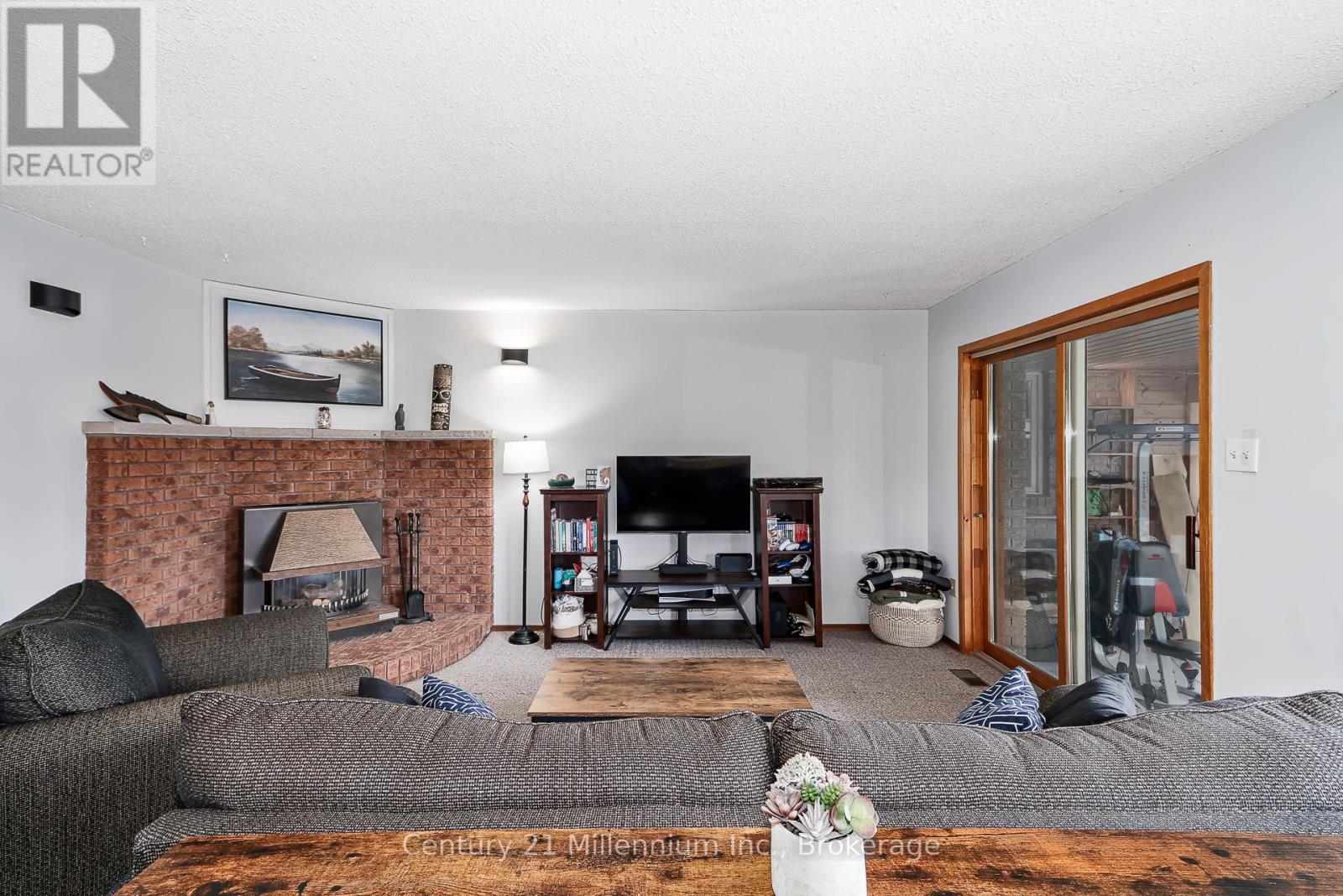 213 Jane Street, Clearview, Ontario  L0M 1S0 - Photo 17 - S12877204