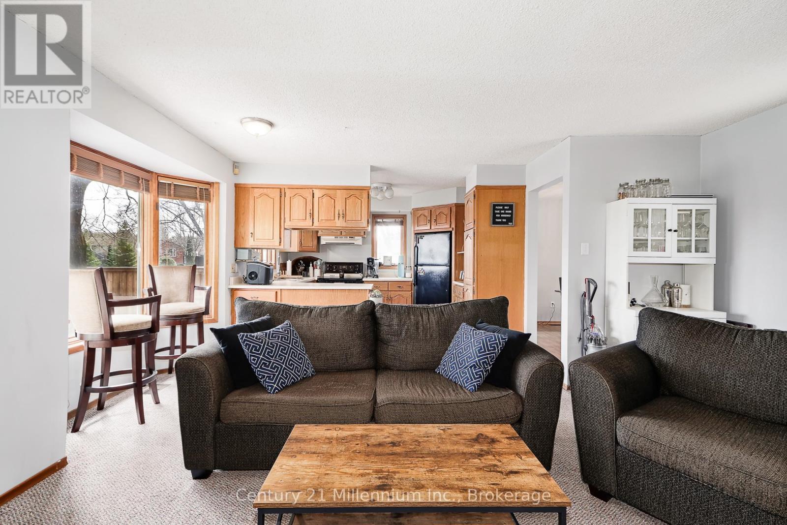 213 Jane Street, Clearview, Ontario  L0M 1S0 - Photo 20 - S12877204