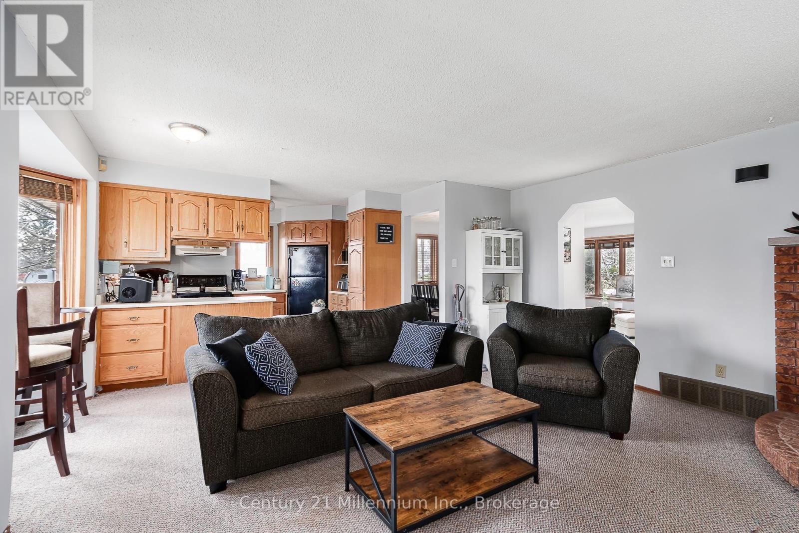 213 Jane Street, Clearview, Ontario  L0M 1S0 - Photo 19 - S12877204