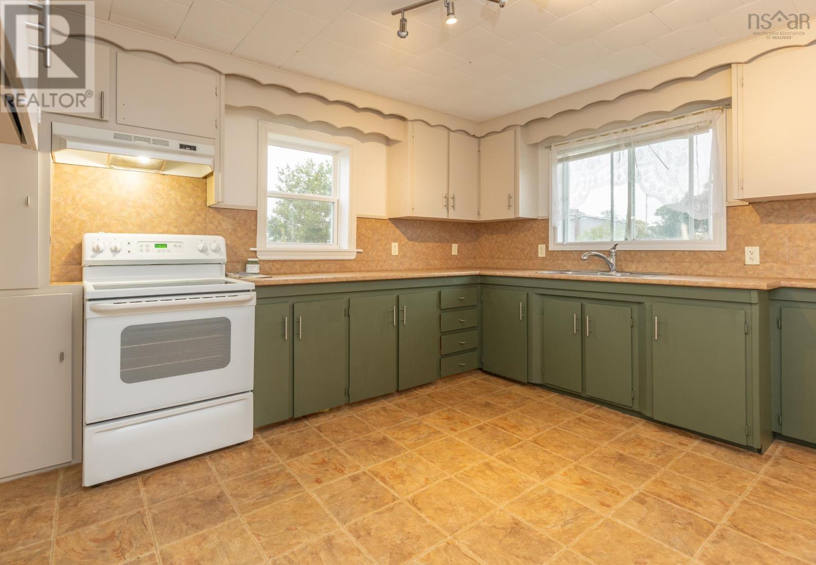 805 Highway 1, Hebron, Nova Scotia  B5A 5Z5 - Photo 8 - 202608324