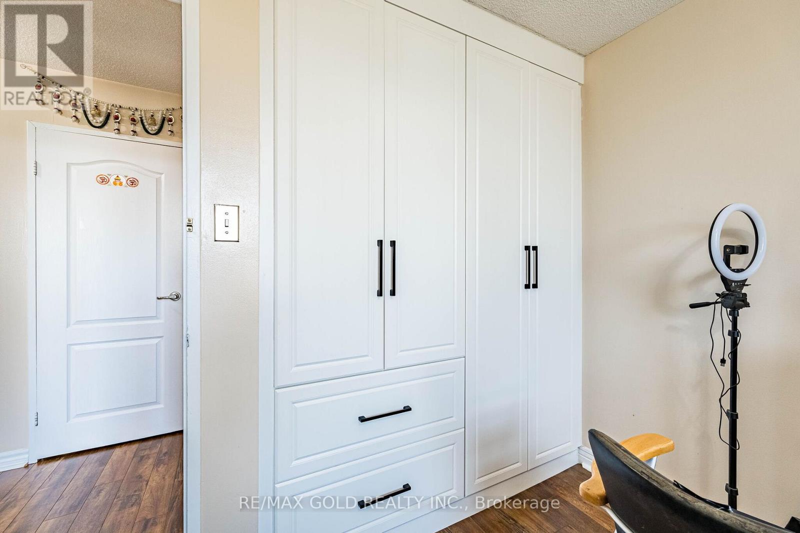 404 - 18 Knightsbridge Road, Brampton, Ontario  L6T 3X5 - Photo 32 - W13030614