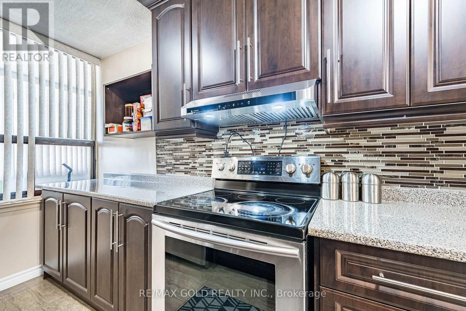 404 - 18 Knightsbridge Road, Brampton, Ontario  L6T 3X5 - Photo 24 - W13030614