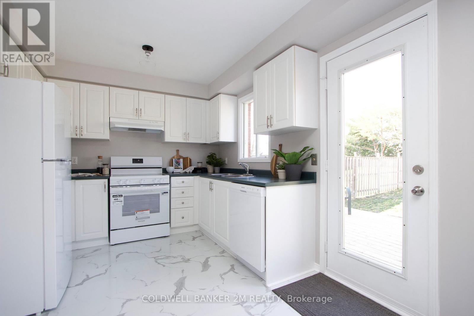 24 Mallory Street, Clarington, Ontario  L1E 2B4 - Photo 14 - E13033926