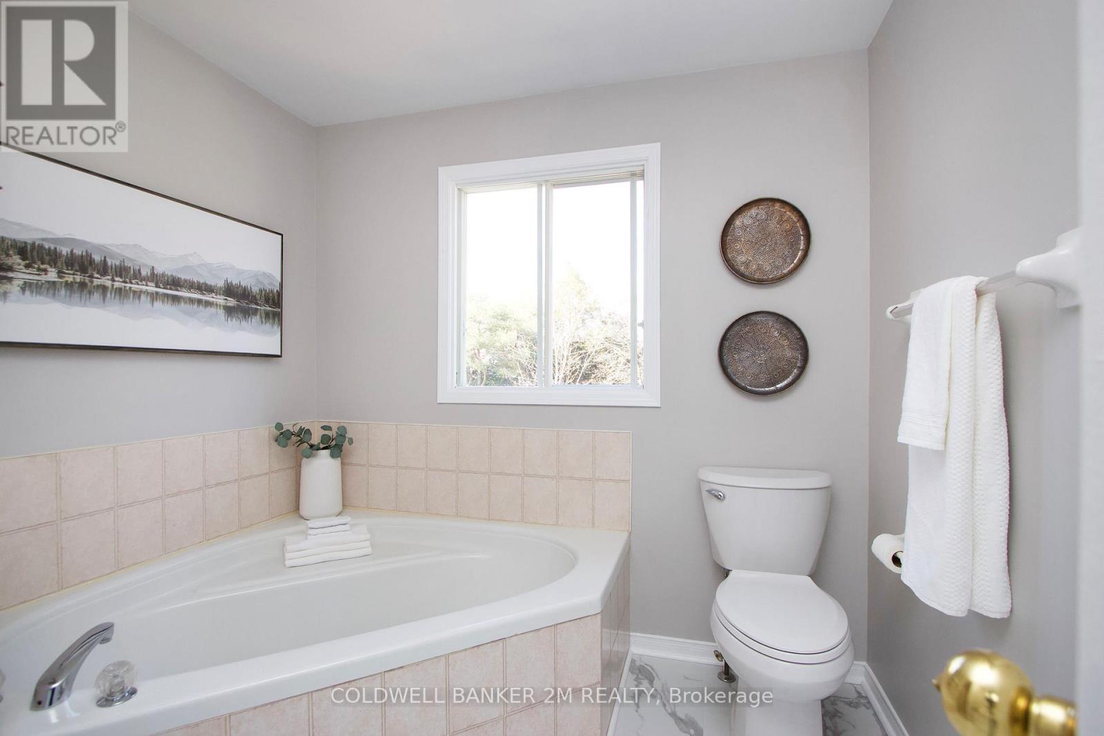 24 Mallory Street, Clarington, Ontario  L1E 2B4 - Photo 23 - E13033926