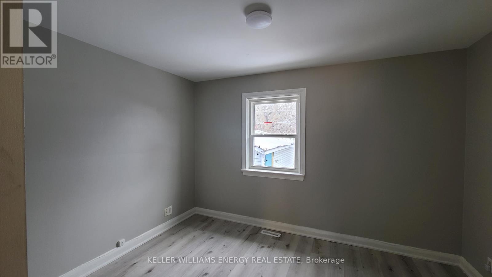 Upper - 201 Celina Street, Oshawa, Ontario  L1H 4N7 - Photo 15 - E13033948