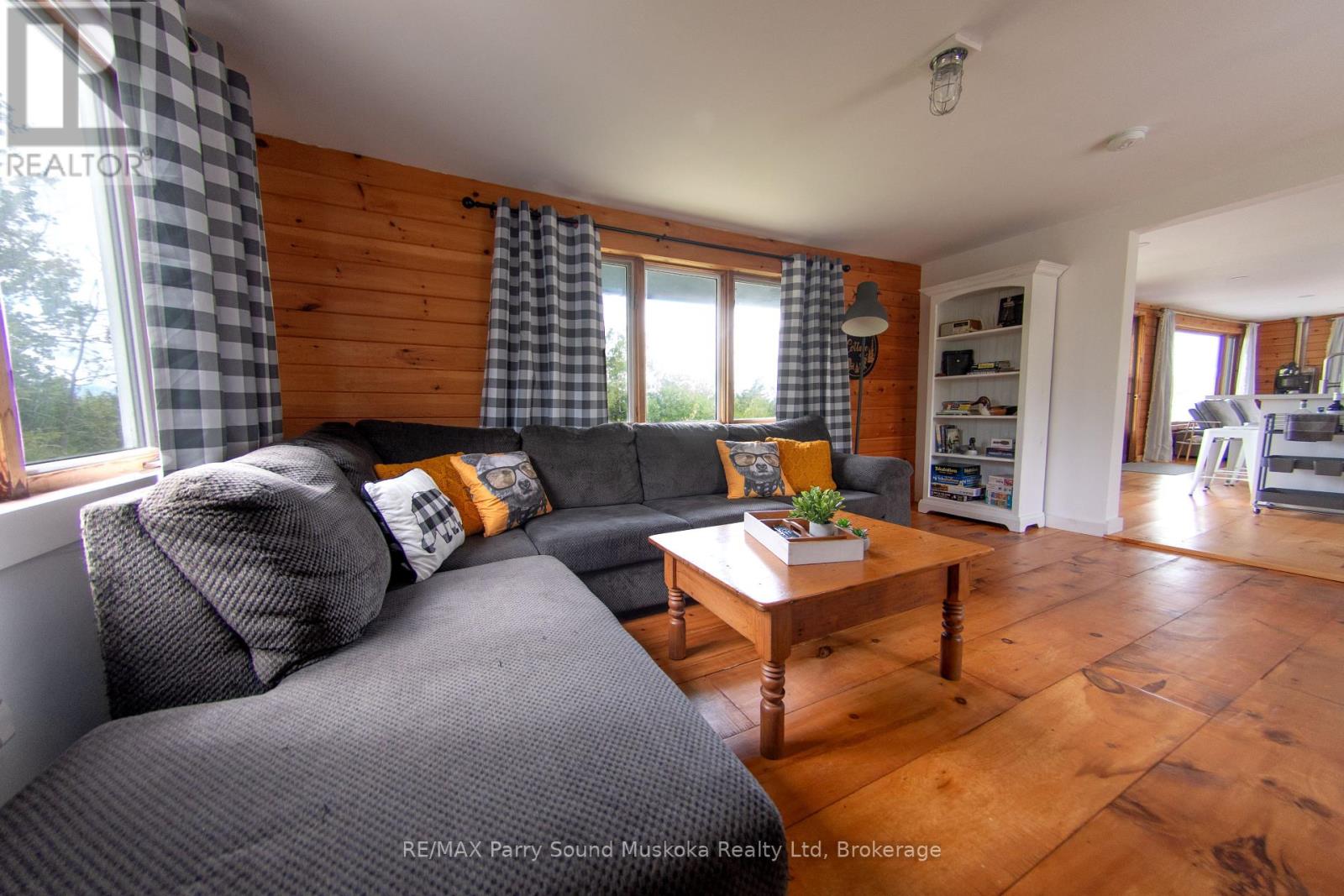 15 Forsyths Road, Carling, Ontario  P0G 1G0 - Photo 12 - X13033882