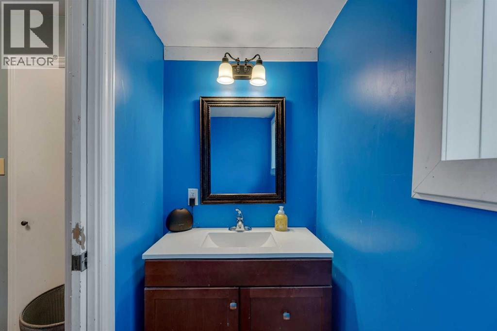 3116 Brentwood Boulevard NW, Calgary, Alberta  T2L 1J8 - Photo 14 - A2301479