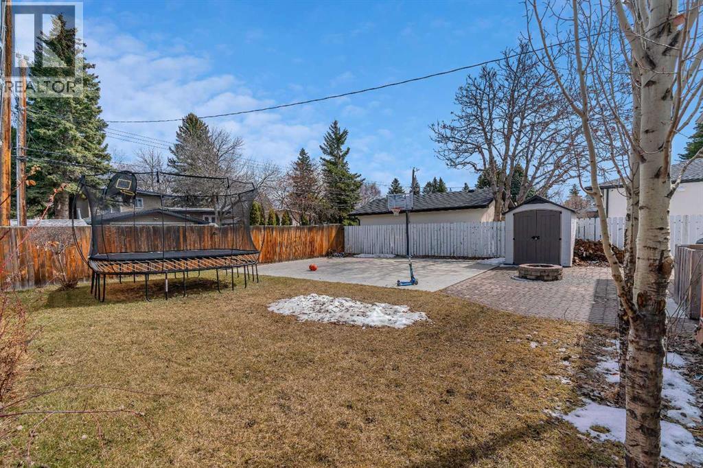 3116 Brentwood Boulevard NW, Calgary, Alberta  T2L 1J8 - Photo 29 - A2301479