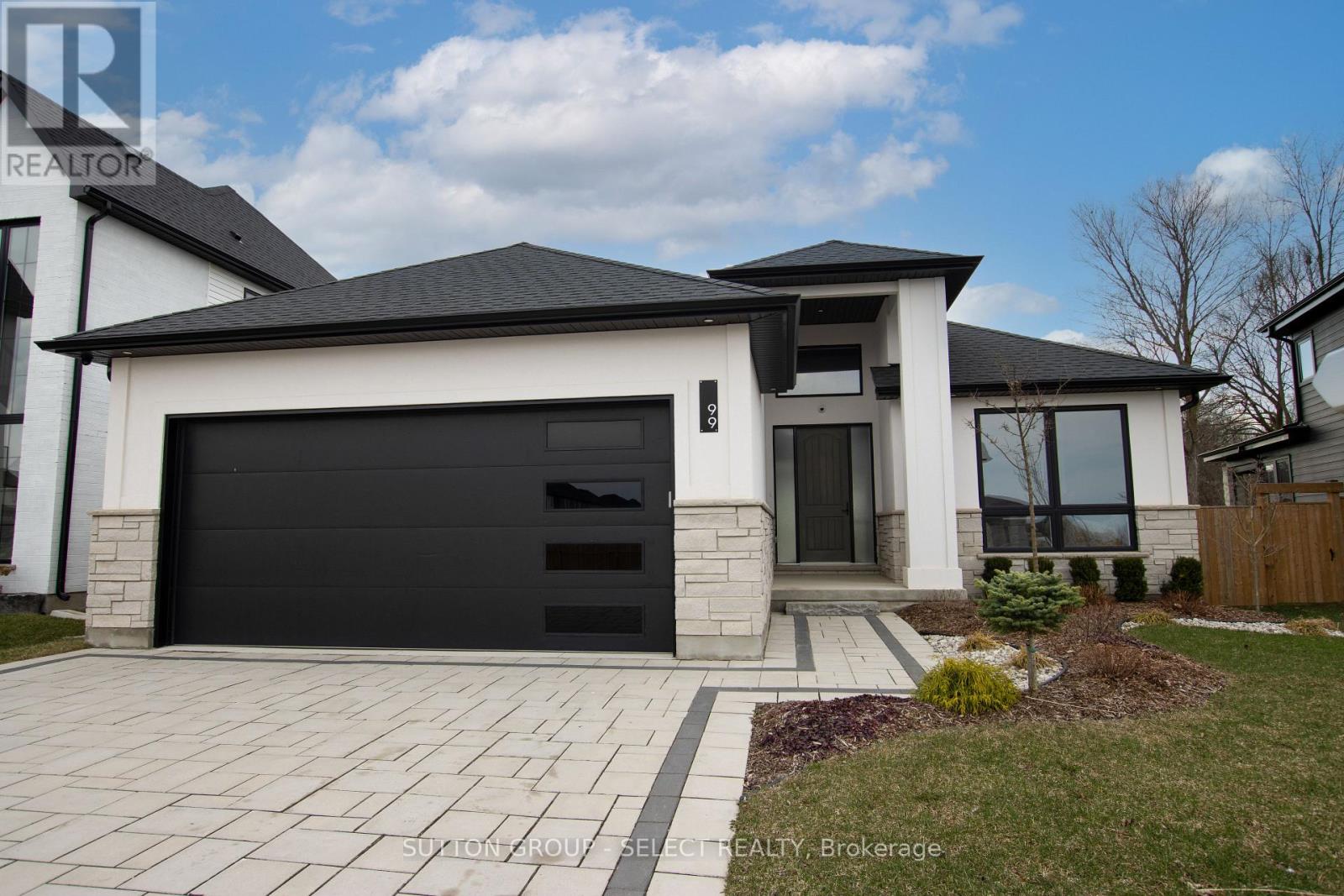 99 Optimist Drive, Southwold, Ontario  N5P 0G4 - Photo 1 - X13033974