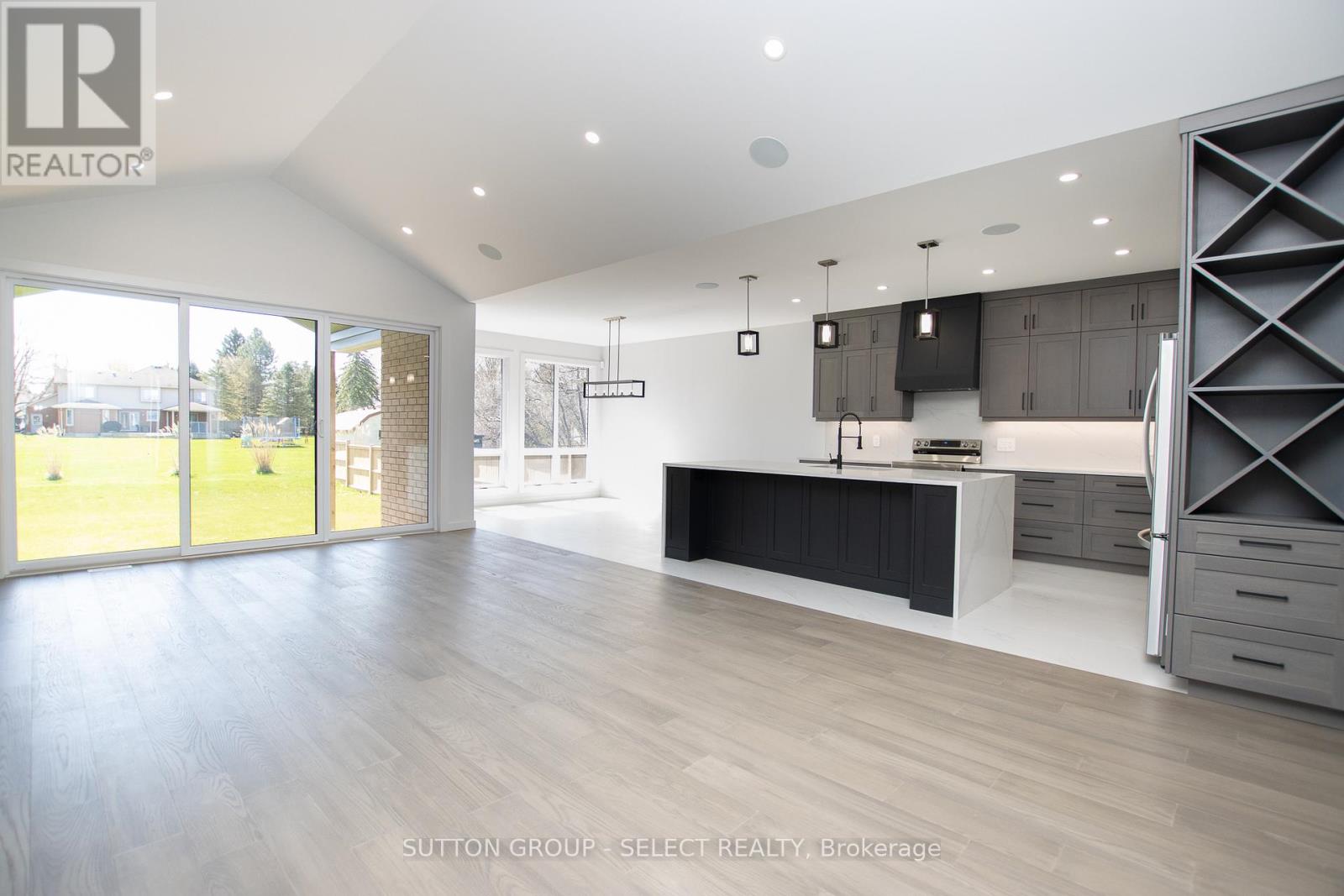 99 Optimist Drive, Southwold, Ontario  N5P 0G4 - Photo 17 - X13033974