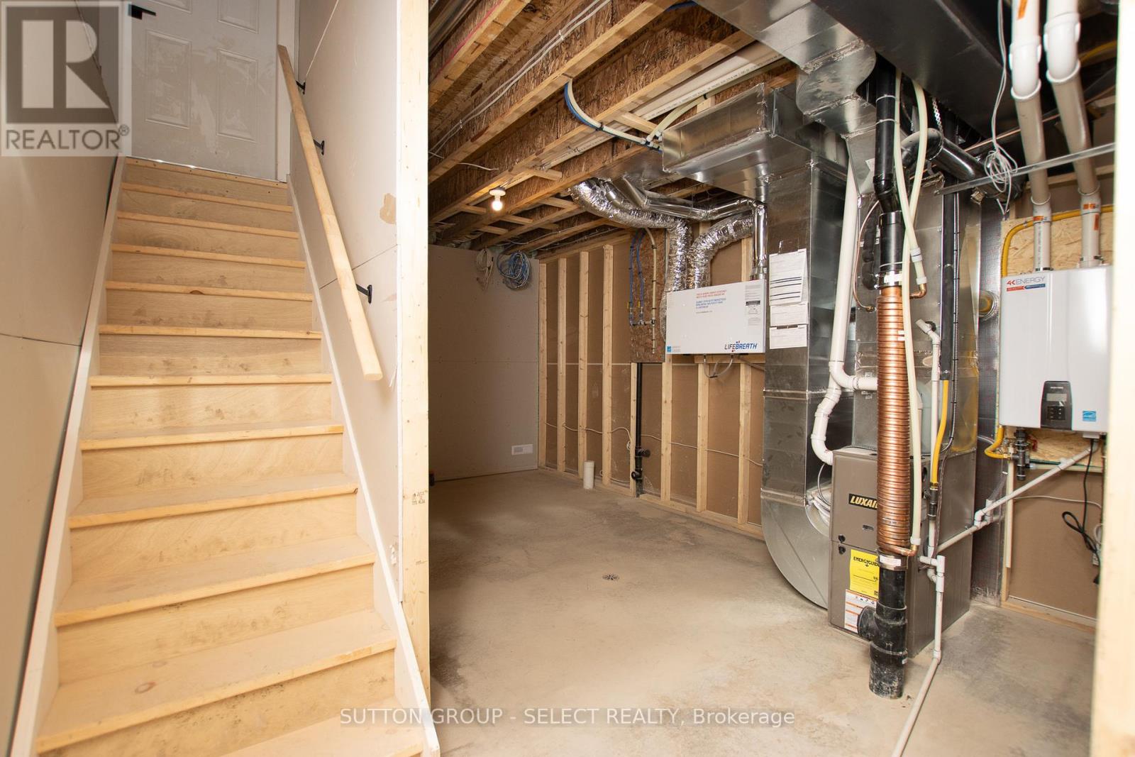 99 Optimist Drive, Southwold, Ontario  N5P 0G4 - Photo 39 - X13033974