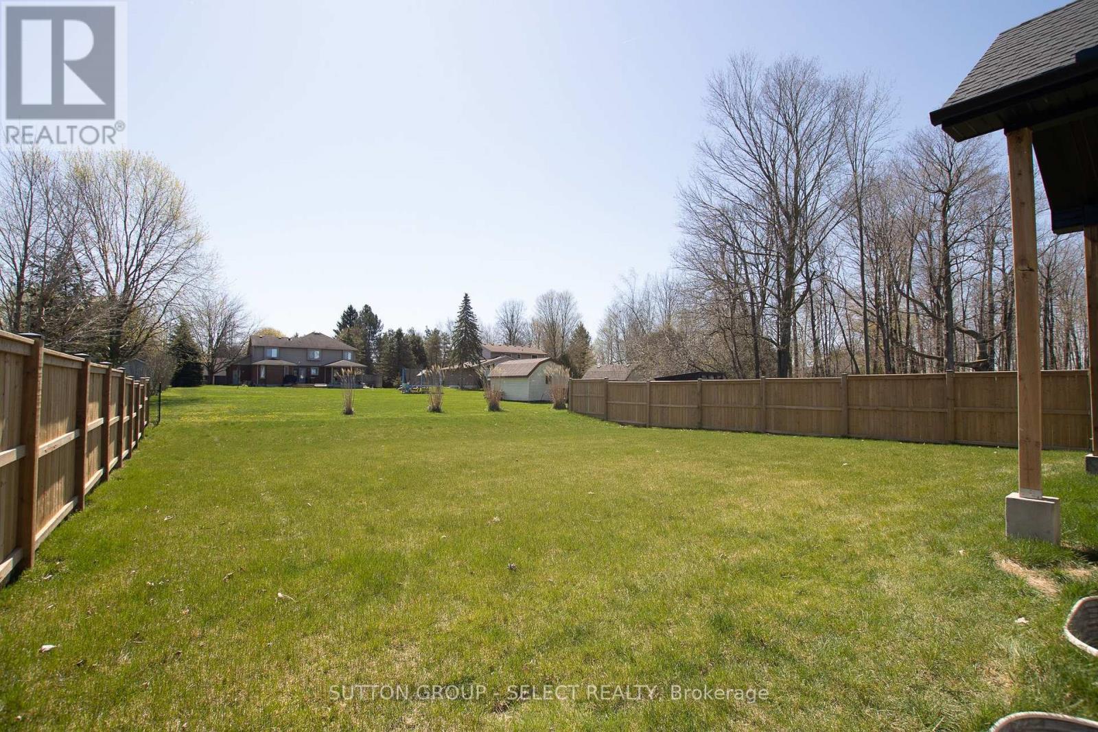 99 Optimist Drive, Southwold, Ontario  N5P 0G4 - Photo 40 - X13033974