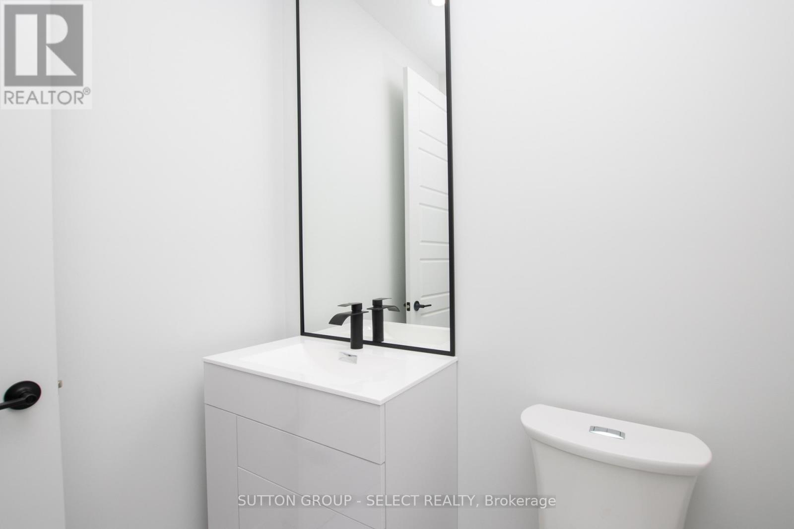 115 Optimist Drive, Southwold, Ontario  N5P 3T2 - Photo 5 - X13033980