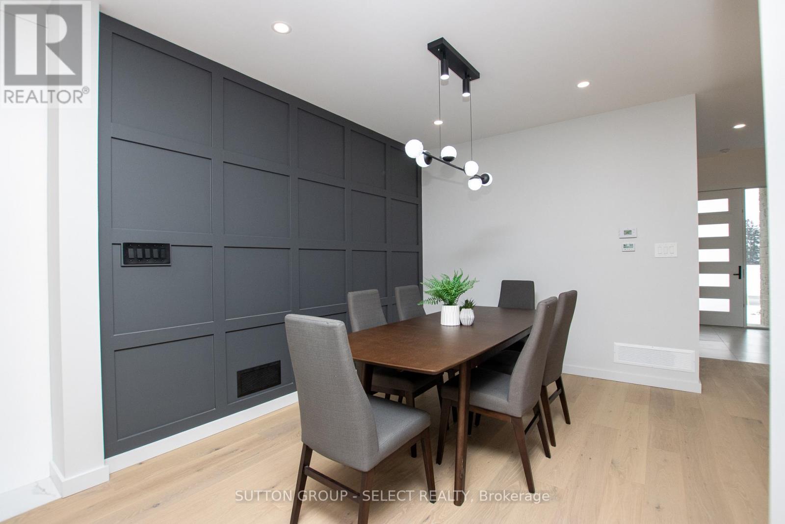 115 Optimist Drive, Southwold, Ontario  N5P 3T2 - Photo 9 - X13033980