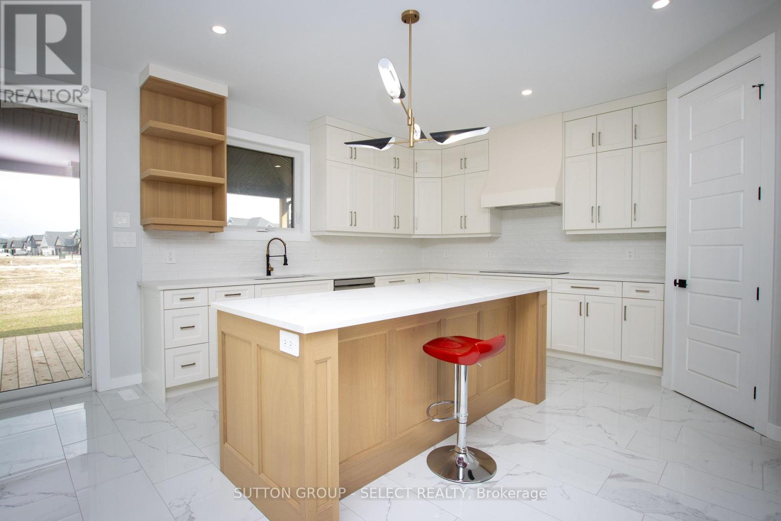 88 Optimist Drive, Southwold, Ontario  N5P 3T2 - Photo 10 - X13033988