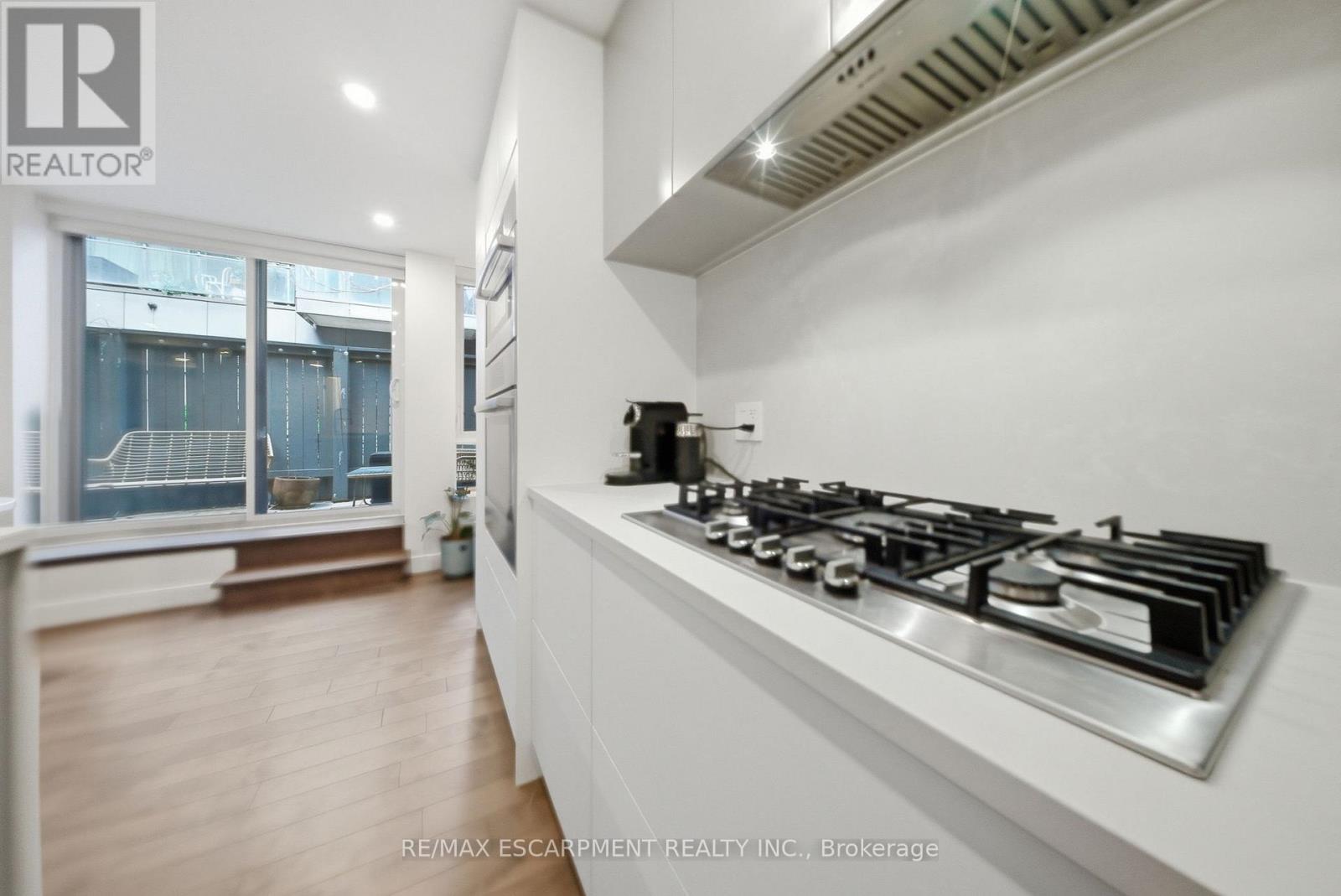 Th1 - 127 Queen Street E, Toronto, Ontario  M5C 1S3 - Photo 5 - C13033940