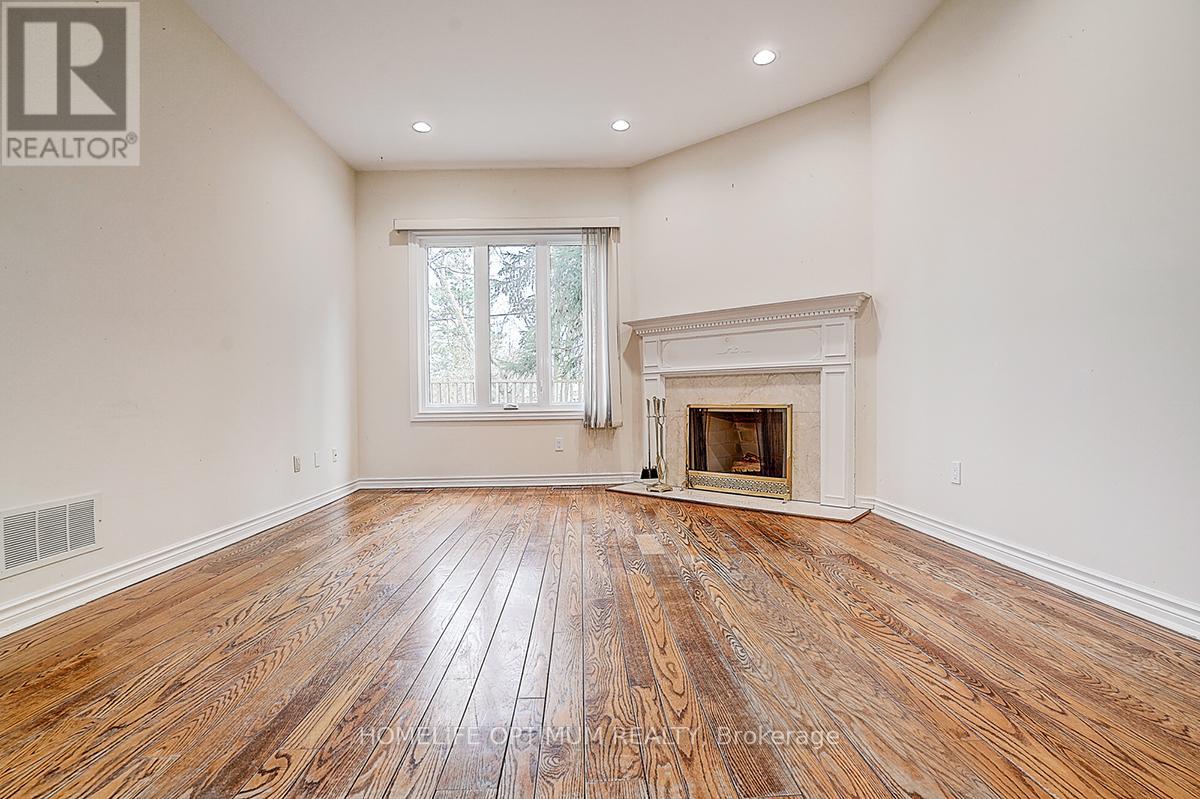 225 Horsham Avenue, Toronto, Ontario  M2N 2A7 - Photo 11 - C13033966