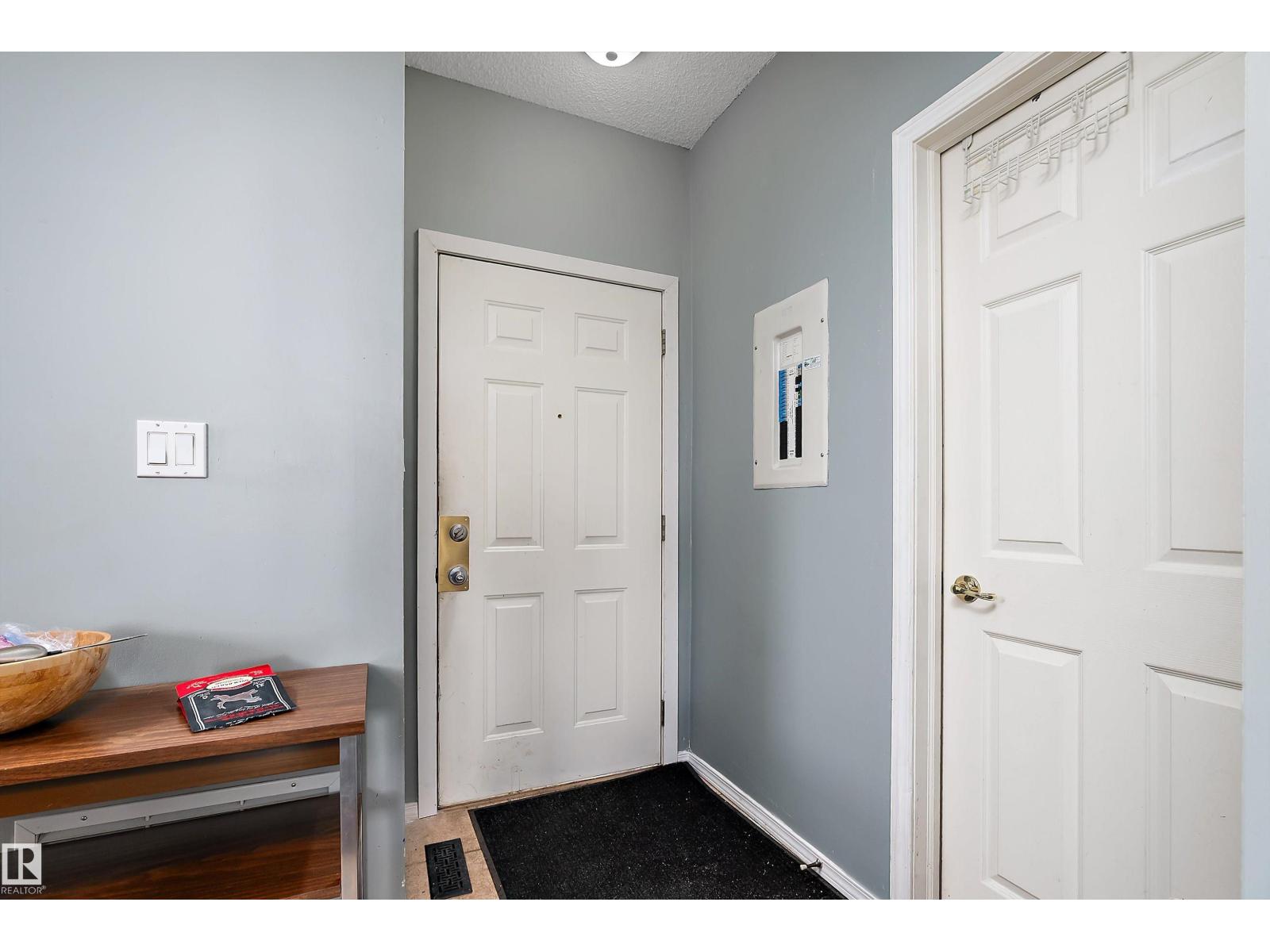 #301 8108 109 St Nw Nw, Edmonton, Alberta  T6G 2V7 - Photo 4 - E4483684