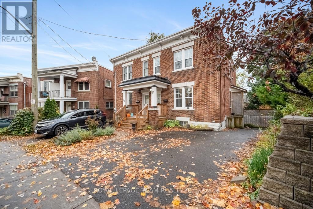 21 ACACIA AVENUE, Ottawa, Ontario