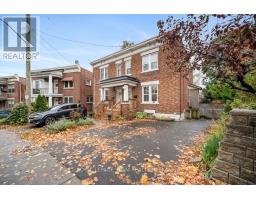 21 ACACIA AVENUE, Ottawa, Ontario
