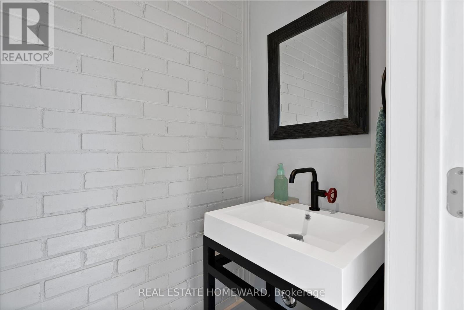 2 Lynn Road, Toronto, Ontario  M1N 2A3 - Photo 21 - E13033910