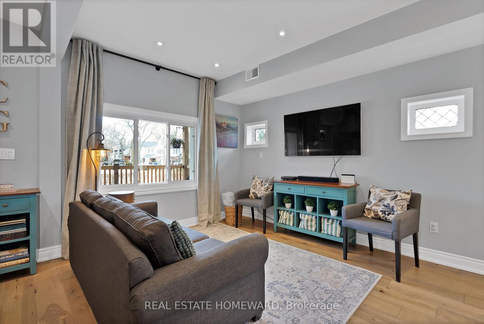 2 Lynn Road, Toronto, Ontario  M1N 2A3 - Photo 6 - E13033910