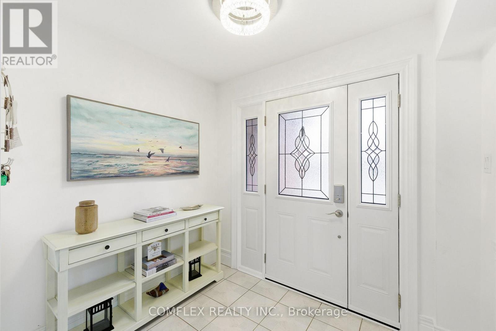 119 Robert Adams Drive, Clarington, Ontario  L1E 2C4 - Photo 5 - E13033952