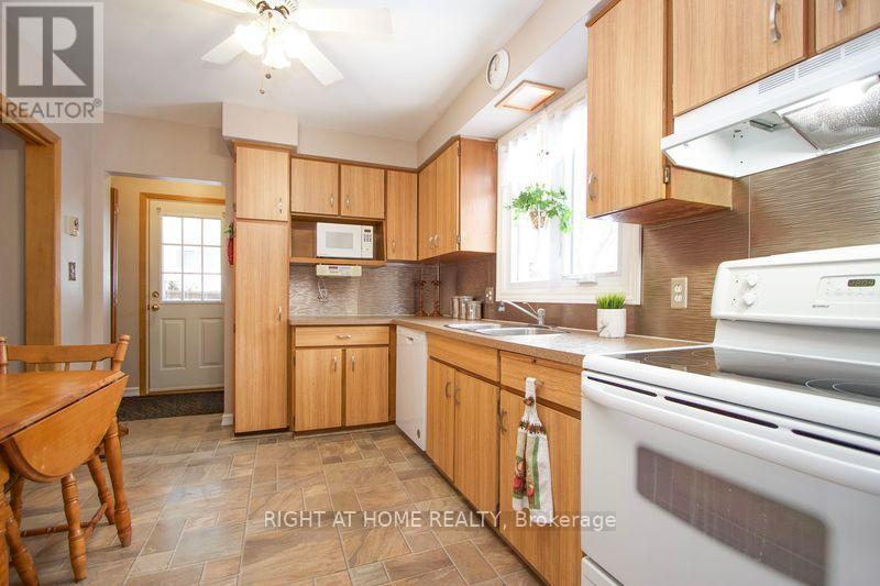 295 Central Park Boulevard N, Oshawa, Ontario  L1G 5Z5 - Photo 7 - E13034016