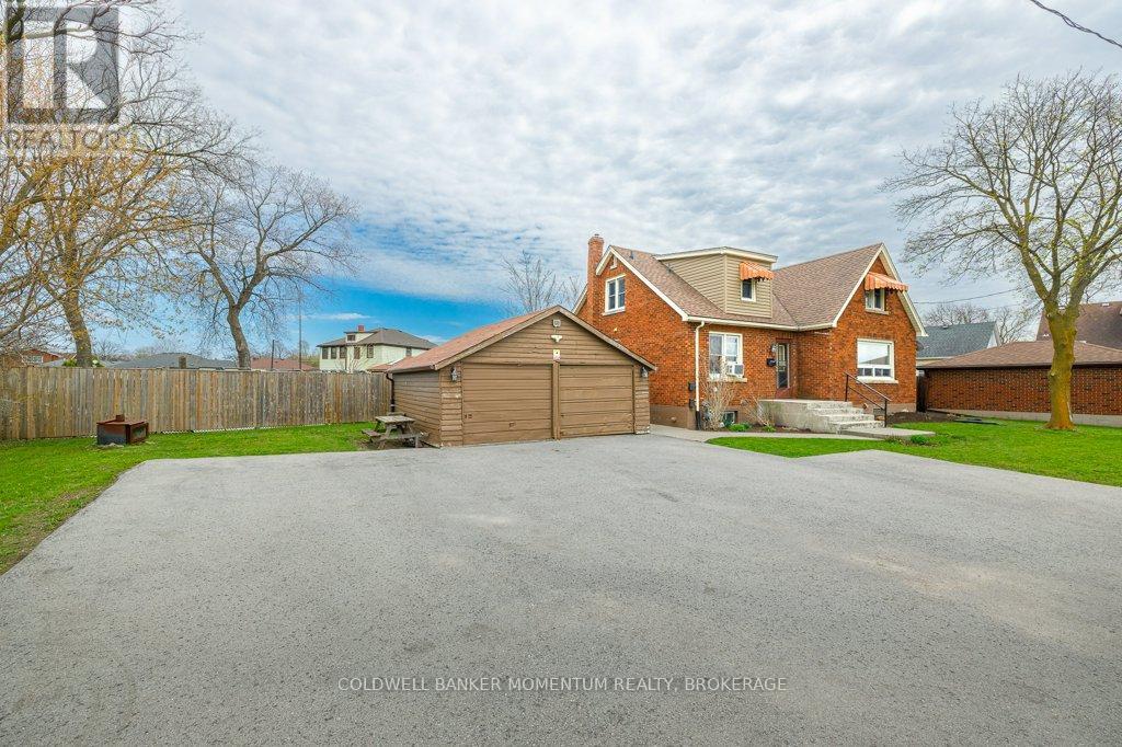 5110 Stanley Avenue, Niagara Falls, Ontario  L2E 5A2 - Photo 3 - X13033932