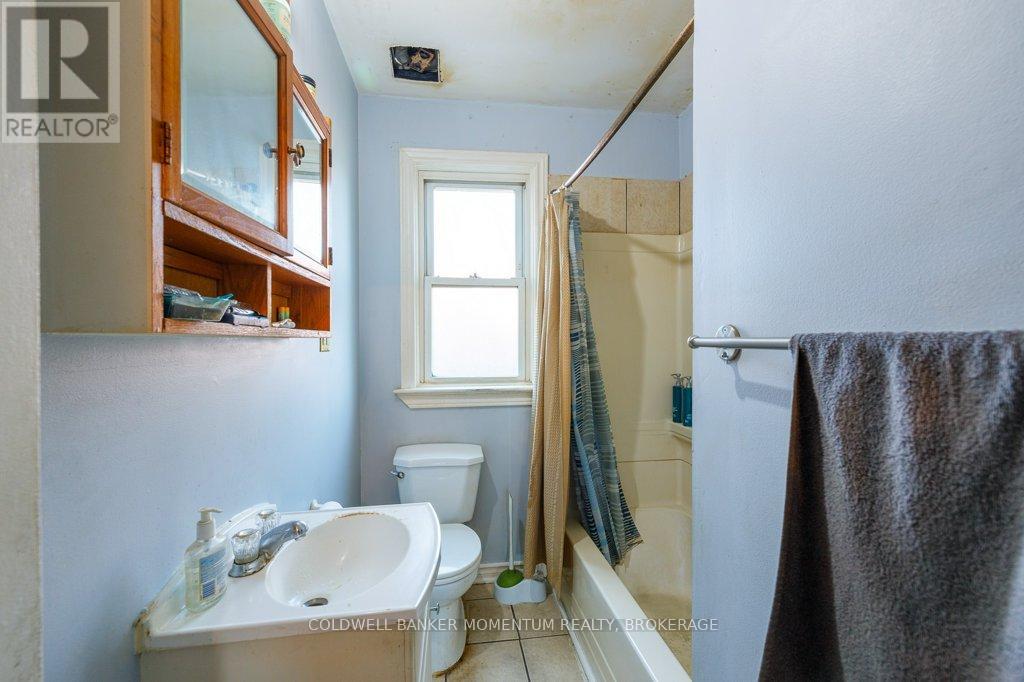 5110 Stanley Avenue, Niagara Falls, Ontario  L2E 5A2 - Photo 8 - X13033932
