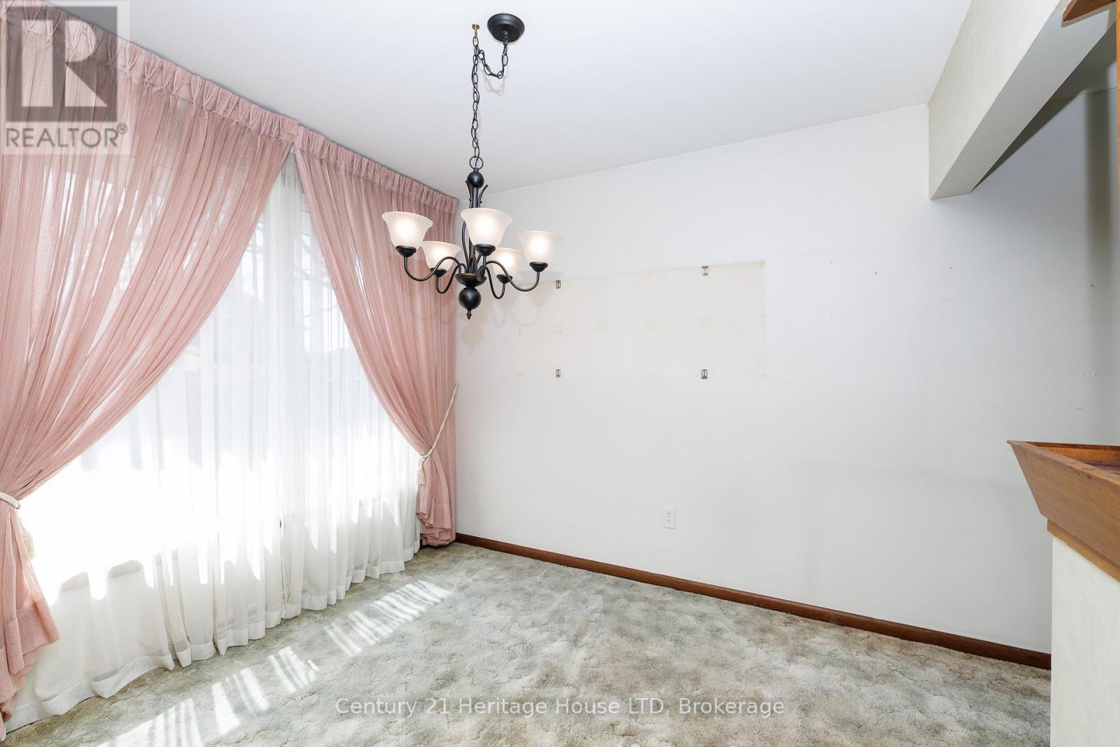 4114 Campbell Avenue, Niagara Falls, Ontario  L2G 6R4 - Photo 11 - X13033956