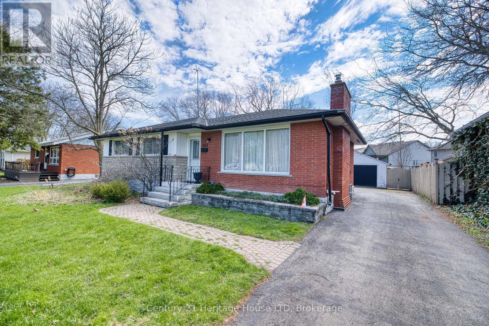 4114 Campbell Avenue, Niagara Falls, Ontario  L2G 6R4 - Photo 3 - X13033956