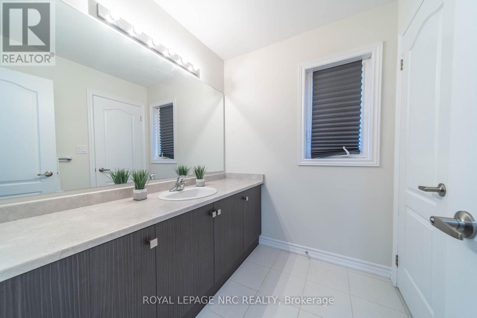 97 Tumblewood Place, Welland, Ontario  L3B 0J3 - Photo 19 - X13034002