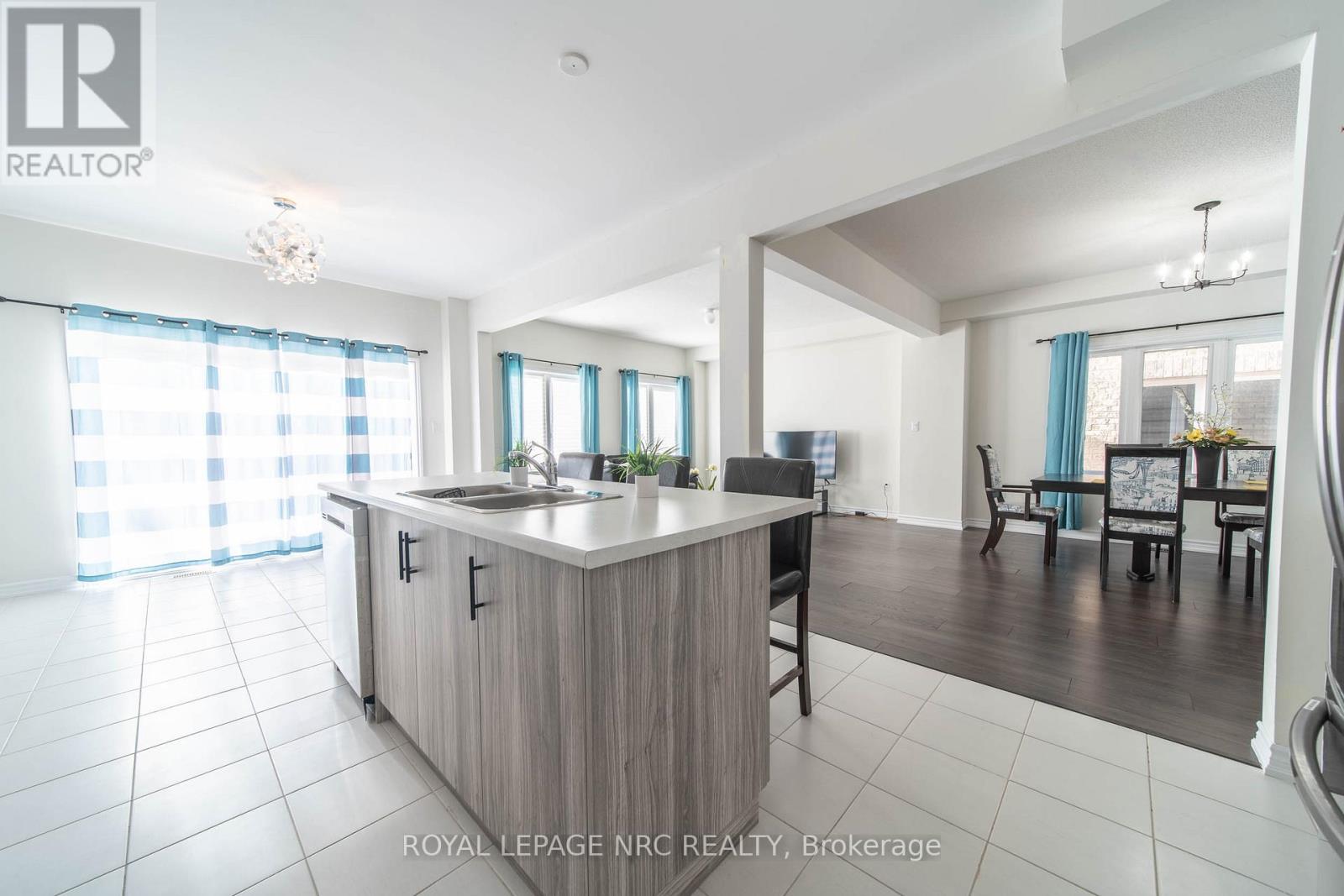 97 Tumblewood Place, Welland, Ontario  L3B 0J3 - Photo 8 - X13034002