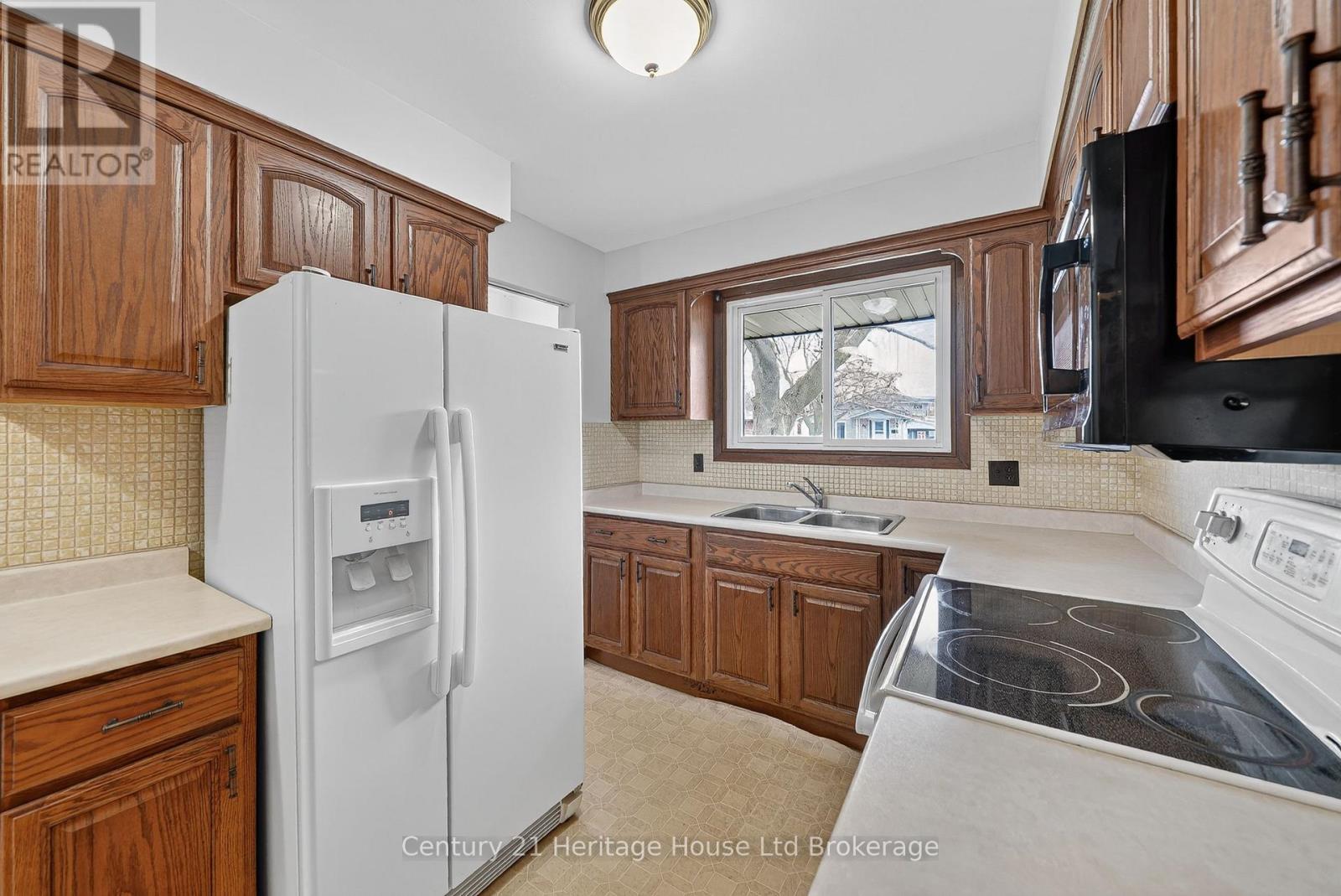 40 Hillmer Road, Cambridge, Ontario  N1R 6B6 - Photo 14 - X13033936