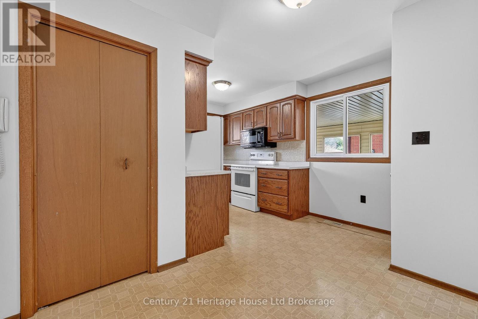 40 Hillmer Road, Cambridge, Ontario  N1R 6B6 - Photo 17 - X13033936