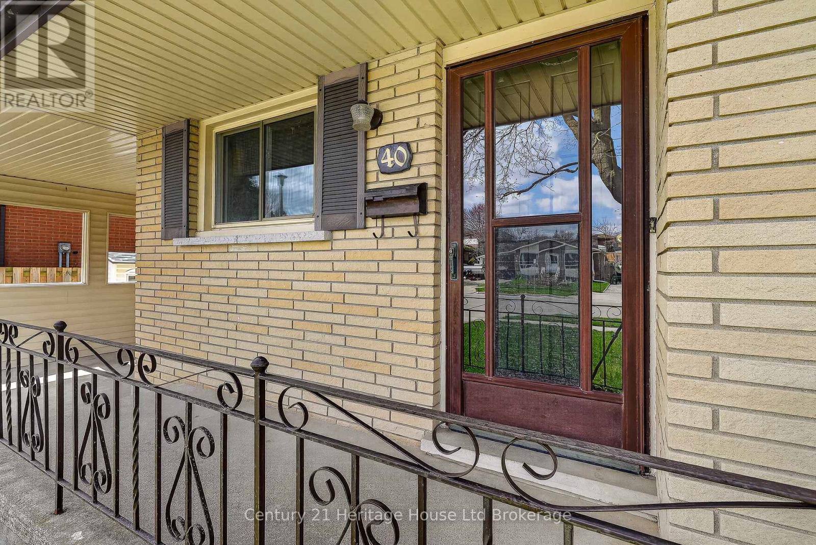 40 Hillmer Road, Cambridge, Ontario  N1R 6B6 - Photo 6 - X13033936