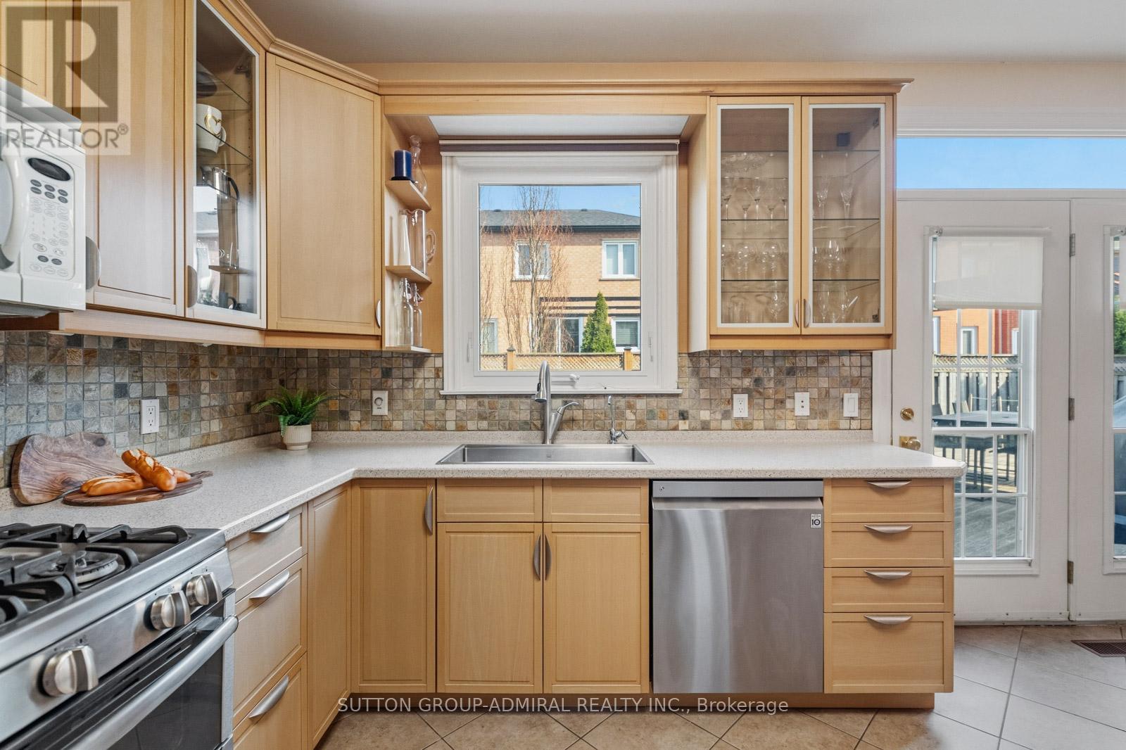 43 Ventura Way, Vaughan, Ontario  L4J 7T4 - Photo 16 - N13033906