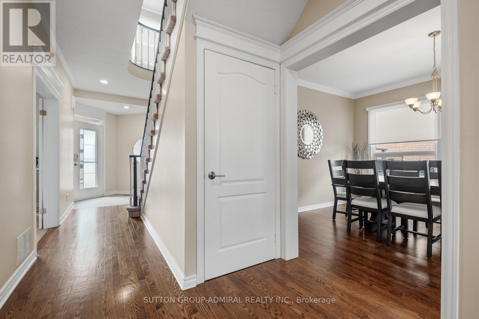 43 Ventura Way, Vaughan, Ontario  L4J 7T4 - Photo 5 - N13033906